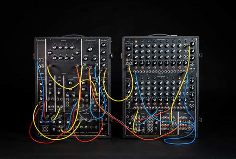 Moog_Model_10_Black-with optional comp B – Synthtopia