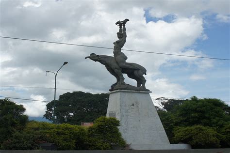 Inauguran Plaza Con Estatua De Mar A Lionza A D As Del Baile En Candela