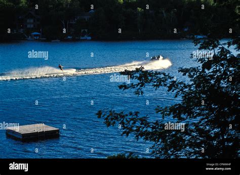 Recreational boating on Lake Sunapee Stock Photo - Alamy