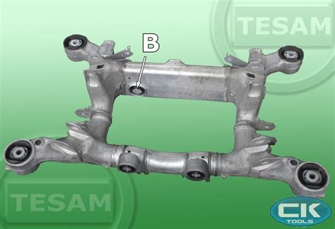 Ściągacz tulei metalowo gumowej tylnego zawieszenia BMW F11 520d