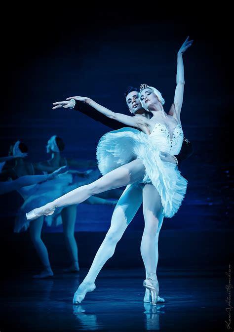 Le Lac Des Cygnes Grand Ballet De Kiev Theatre Galli De Sanary Sur Mer