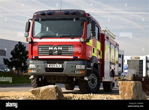 Man Fire Engine Hi Res Stock Photography And Images Alamy