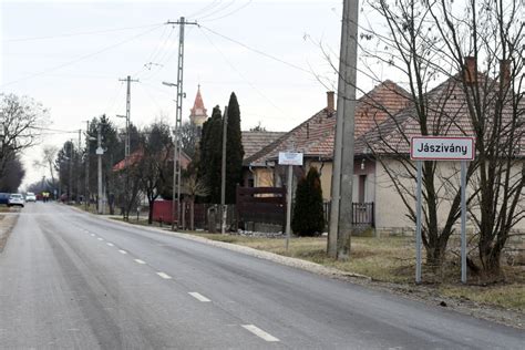 Újabb Mellékútvonal Vált Biztonságosabbá Jász Nagykun Szolnok Megyében