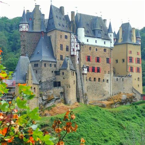 Solve Burg Eltz Germany Jigsaw Puzzle Online With Pieces