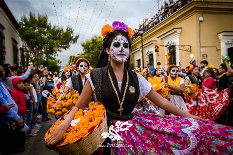 D A De Muertos Gran Comparsa En La Ciudad De Oaxaca Galer A