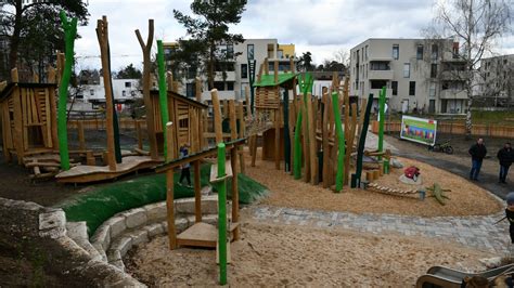 Spielplatz Sch Nlebenpark Er Ffnet Wbg N Rnberg Gmbh