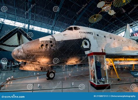 Descubrimiento Del Transbordador Espacial En Steven F Centro Udvarhazy