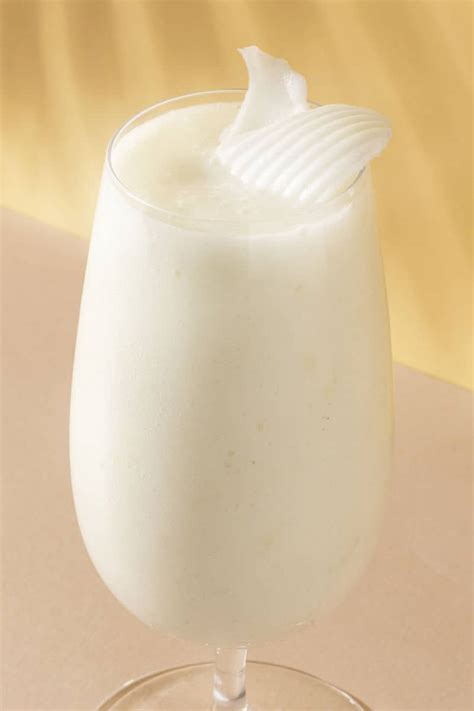 Coconut Milk Smoothie- Just 3 ingredients! - The Big Man's World