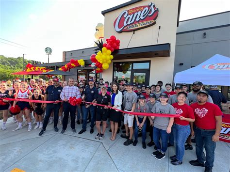 Raising Cane’s celebrates Grand Opening - UCBJ - Upper Cumberland ...