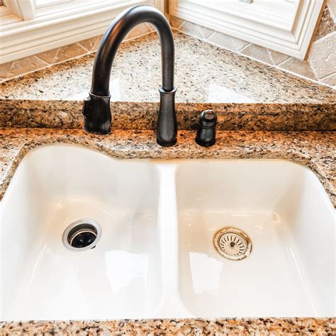 How To Clean A Kitchen Sink Frugally Blonde