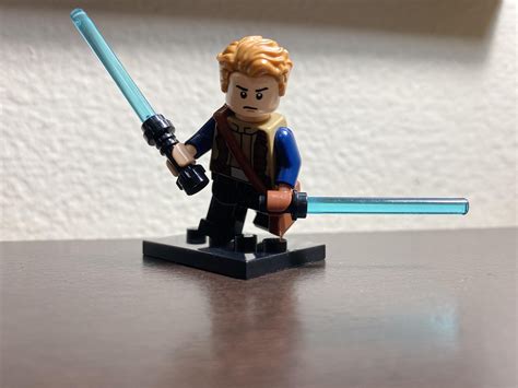 How To Make A Custom LEGO Cal Kestis Minifigure From Star Wars Jedi