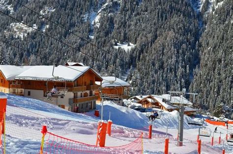 Chalets De La Ramoure Valfrejus France Iglu Ski