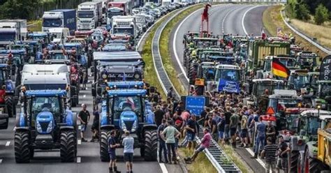 Rolnicy Z Kolejnych Kraj W Organizuj Protesty