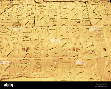 Hieroglyphen Fotos und Bildmaterial in hoher Auflösung Alamy