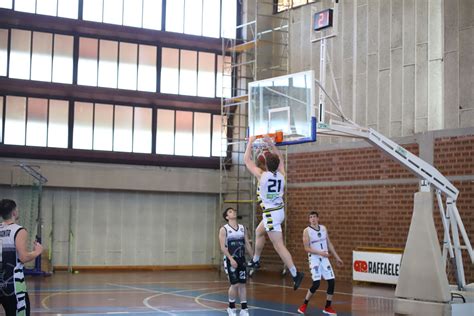 Chiude Con Una Sconfitta Il Giro Di Gare Casalinghe Il Basketball