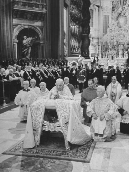 Pope John Xxiii With Bishops Kneeling In Prayer St Peters Basilica