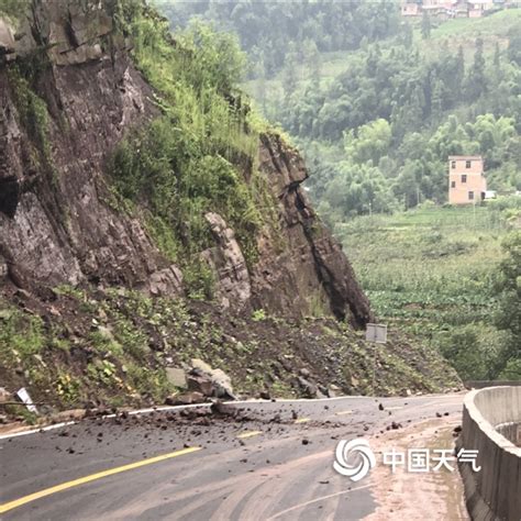 持续强降水导致云南绥江多地山体滑坡 图片 中国天气网