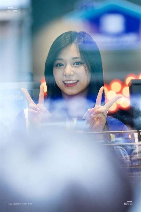 Pin By Dani On Twice Cheer Up Tzuyu Twice Kpop Wallpaper Twice