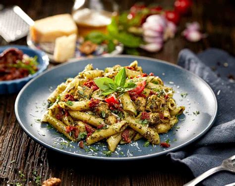 Appetizing Jamie Oliver Pesto Pasta With Chicken Recipe Thefoodxp