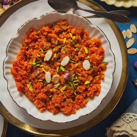 Gajar Halwa With Khoya (Indian Carrot Dessert) - Sinfully Spicy