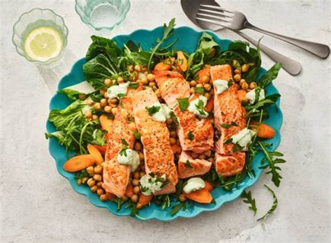 Kikkererwtensalade Met Zalm Van Mounir Toub Recept Allerhande