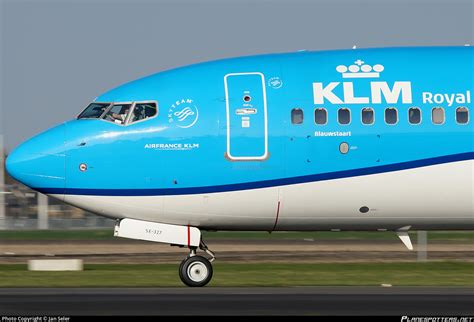 PH HSE KLM Royal Dutch Airlines Boeing 737 8K2 WL Photo By Jan Seler