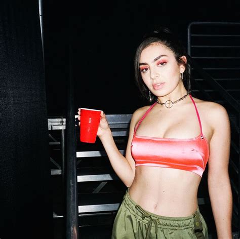 805 K Mentions Jaime 436 Commentaires Charli Xcx Charlixcx Sur Instagram Last Night