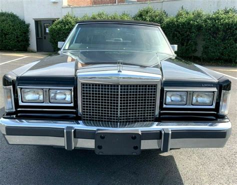 1987 Lincoln Town Car for sale