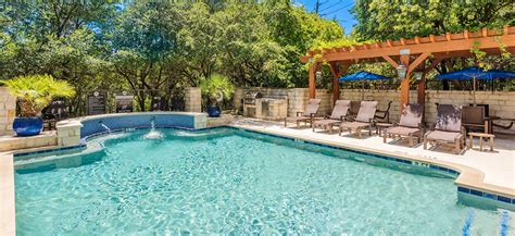 MAA Barton Creek Luxury Apartments Austin MAA