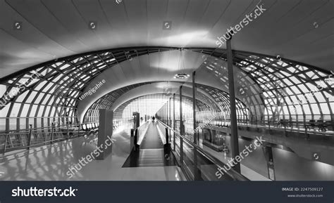 Bangkok December 30 Suvarnabhumi Airport Worlds Stock Photo 2247509127