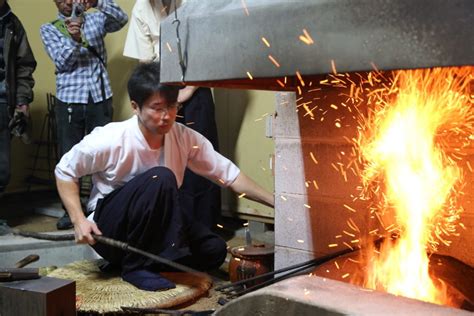 Katana Sword Making in Kyoto Japan - Tea Ceremony Japan Experiences MAIKOYA