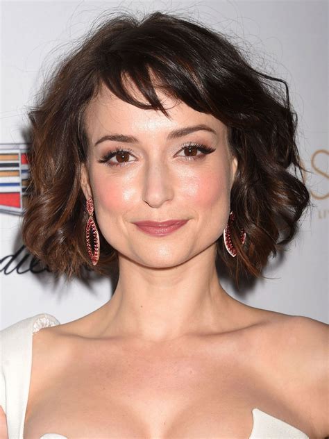 Milana Vayntrub - AlloCiné