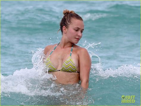 Hayden Panettiere Bikini Babe For Labor Day Weekend Photo 2941886