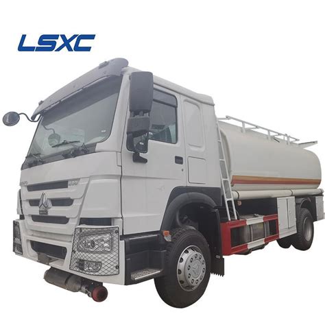 Sinotruk HOWO 4 2 15000 Liters 371HP Oil Fuel Tank Truck For Sale