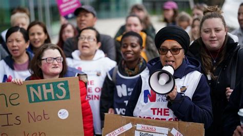 Nurses Out On Strike In Half Of Englands Nhs Bbc News