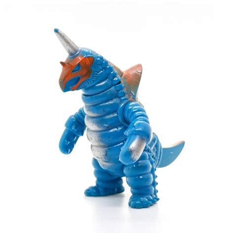 Pre Owned 6 Inch Bandai UMS Vakishim Ultraman Kaiju Alien Ultra Monster