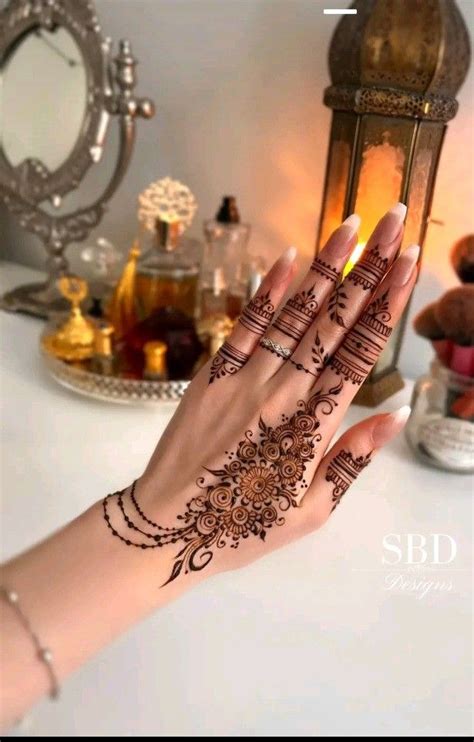 Eid henna Hennè mani Tatuaggi con henna Modelli di henné