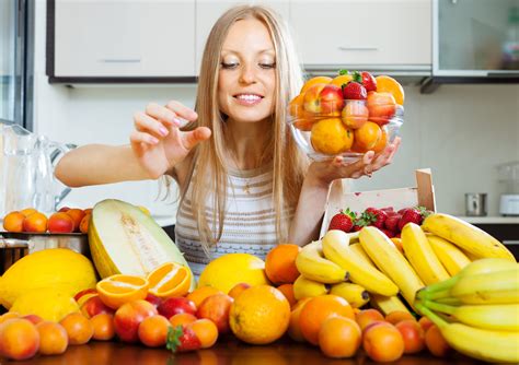 Veja quantas frutas e vegetais você deve comer por dia para viver mais