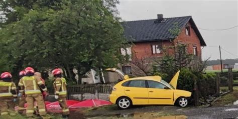 Tragedia w Pokrzywnicy W wypadku zginęła 18 letnia kobieta