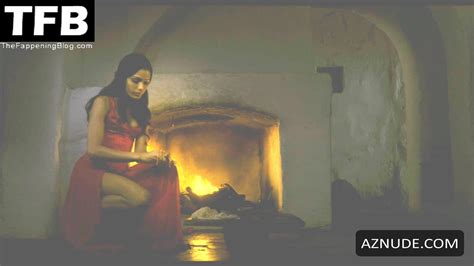 Freida Pinto Nude And Sexy Collection AZNude