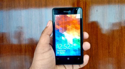 Microsoft Launches Lumia 430 Dual SIM For Rs 5299 Will Upgrade It To