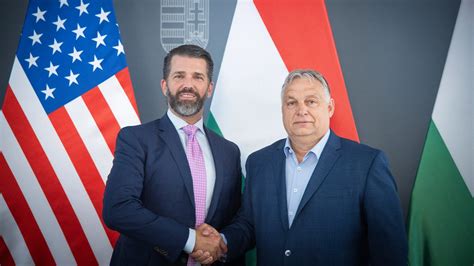 Orbán Viktor az ifjabb Donald Trumppal tárgyalt Orbán Viktor