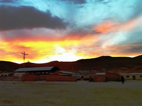 Enjoy The Surreal Landscapes Of The Salar De Uyuni Visit Southamerica