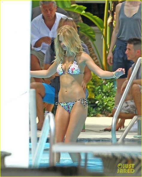 Photo Erin Heatherton Bikini Photo Shoot For Victorias Secret