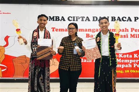 Sma Seminari St Rafael Borong Juara Di Lomba Cipta Dan Baca Puisi Di