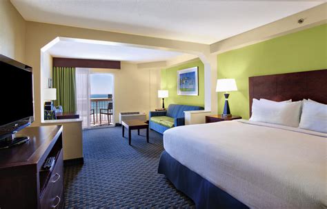 Holiday Inn Hotel & Suites on the Ocean | Daytona Beach, FL 32118