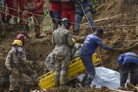 Brasile Almeno Morti Per Le Forti Piogge Nel Nordest La Voce Di