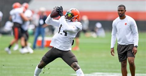 Landing Spots Emerge For Odell Beckham Jr As Drama With Browns Unfolds