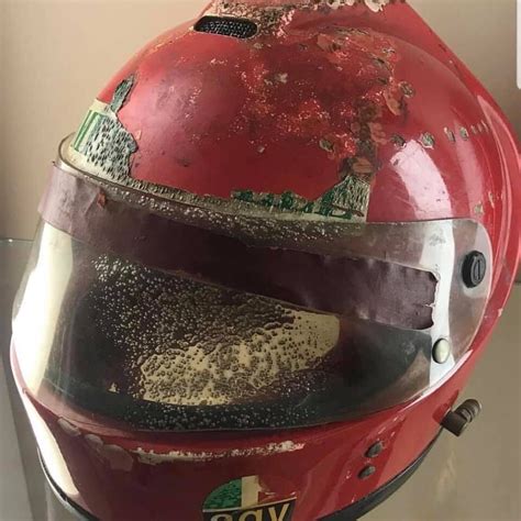 Niki Lauda Helmet Burned 1 – Dedicate Your Passion