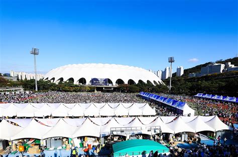 Bts Takes Over Busan With Massive Free Yet To Come Concert Recap